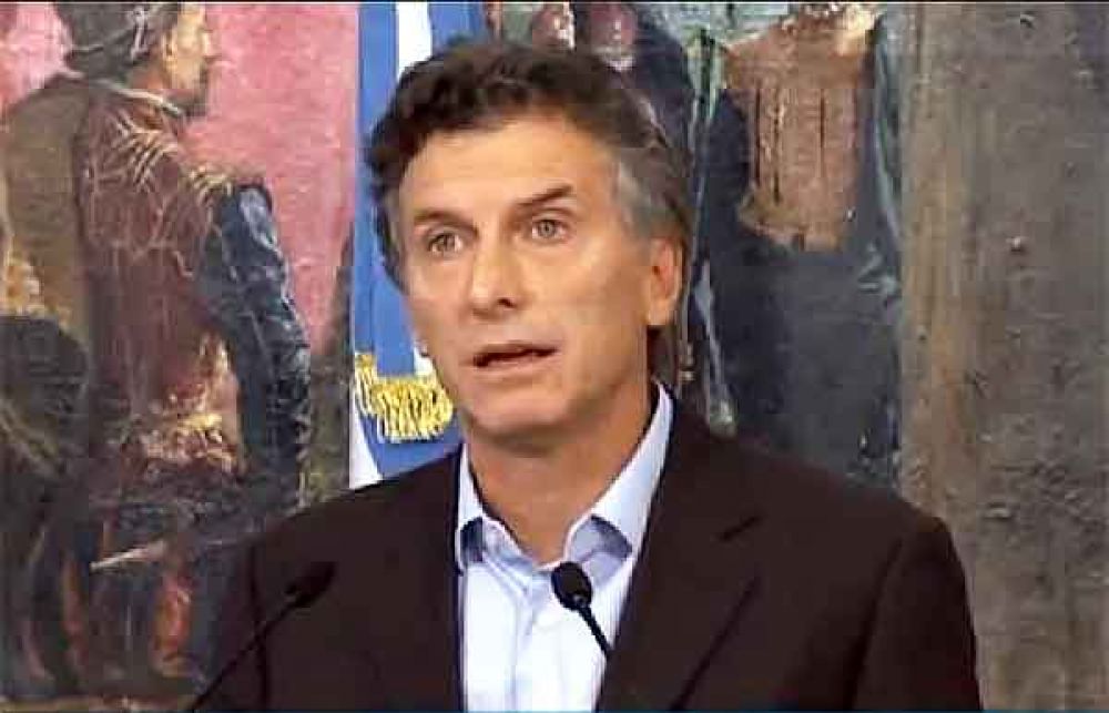 A casi un a�o de firmar el traspaso, ahora Macri se quiere hacer cargo del subte