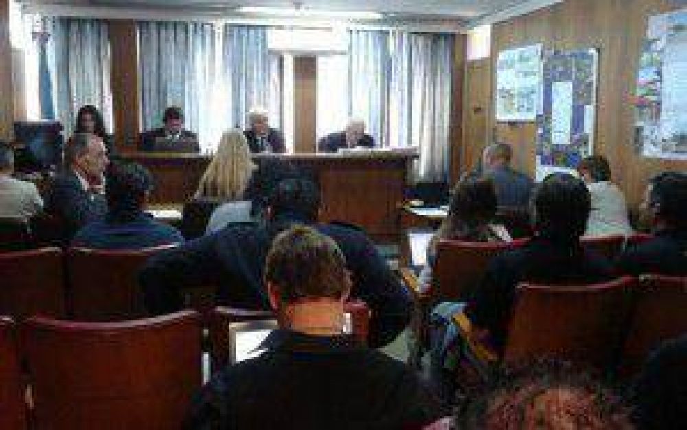 Solicitaron perpetua para el asesino de Dardo Molina y hasta 18 a�os de prisi�n para los efectivos que dejaron libre al autor del crimen