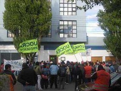 La UOCRA dio un ultim�tum a Petrobr�s.