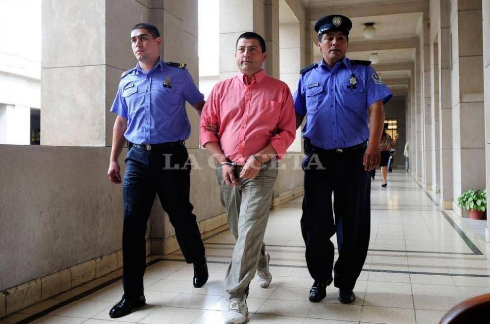 Mena, condenado a 22 a�os de prisi�n por el crimen del taxista 
