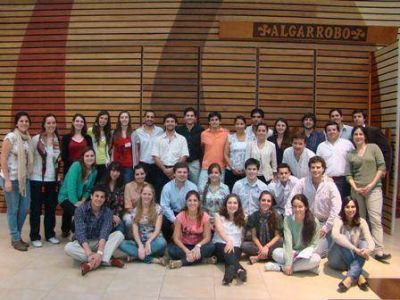 Finaliz� el programa J�venes Alto Potencial