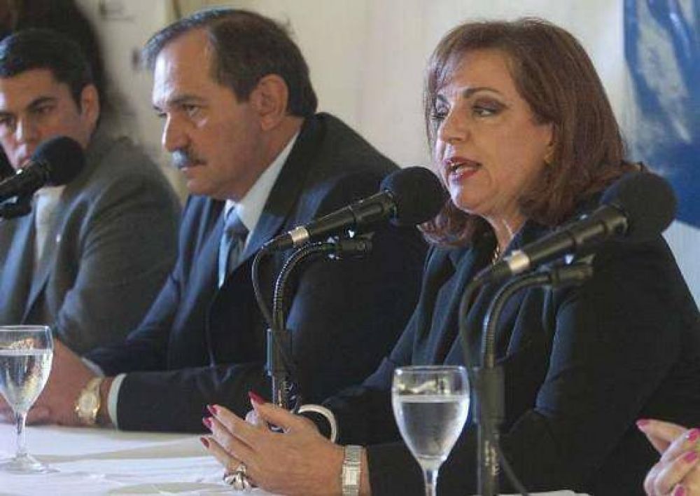 "La seguridad no solo debe ser un servicio sino tambi�n un derecho" 
