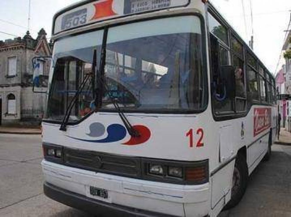 Iniciativa estudiantil sobre la falta de transporte p�blico urbano