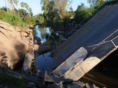 El Ej�rcito quiere cobrar alquiler por el puente m�vil en San Lorenzo