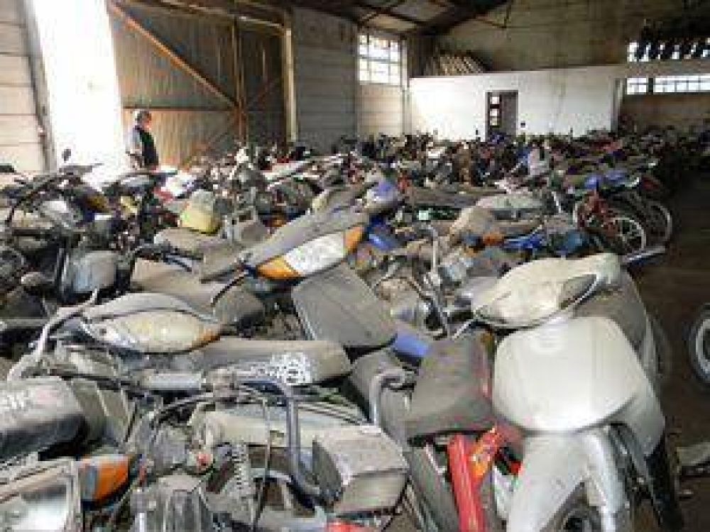 Hay 1.200 motos secuestradas en Chivilcoy 