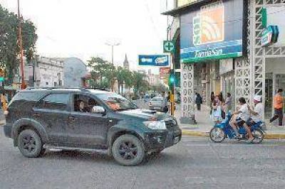 Analizan endurecer las penas y elevar el monto de multas por infracciones de tr�nsito en la ciudad 