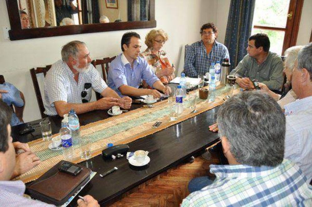 El ministro Gelid se reuni� con la FAAS 