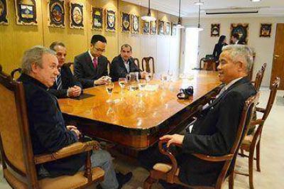 Reuni�n con el embajador chino en Argentina