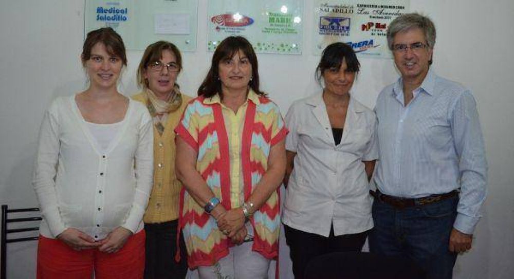 Armend�riz entreg� un subsidio al Cedis