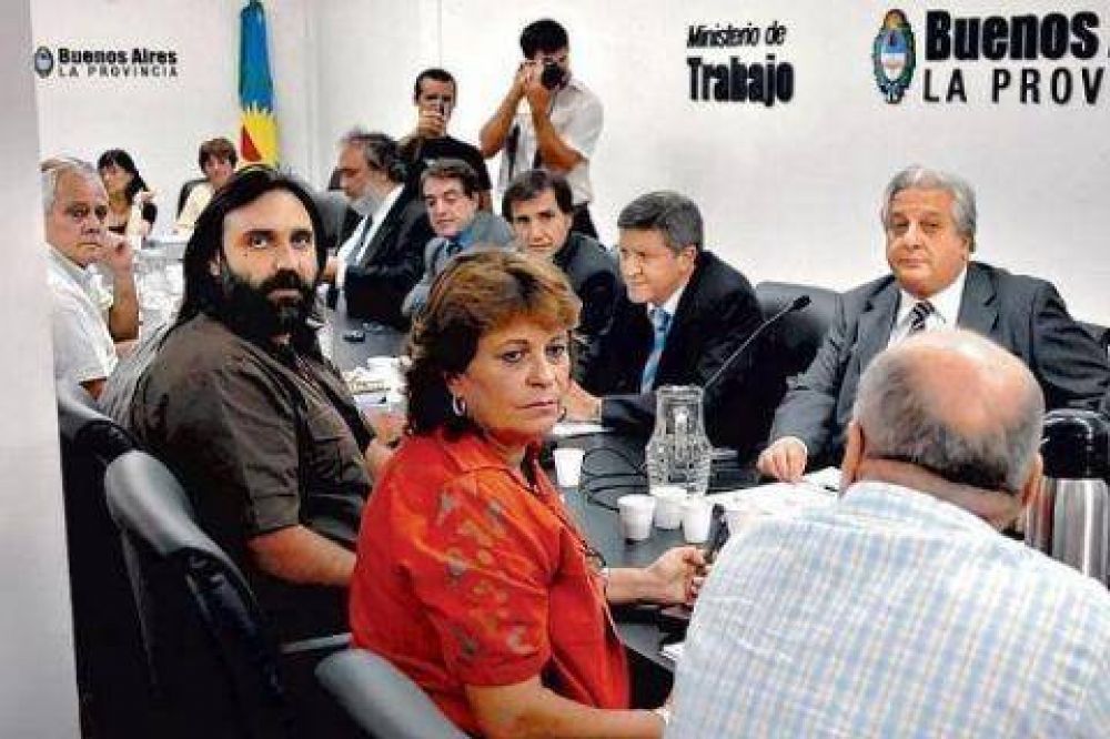 Reuni�n clave entre la Provincia y el Frente Gremial Docente