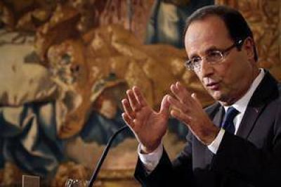 Seis meses despu�s, Hollande asume su giro m�s liberal