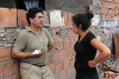 Apedrearon la casa de la familia de Barbarita Flores e hirieron a su padre 
