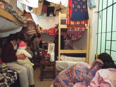 Llueven h�beas corpus en Or�n por los presos federales hacinados