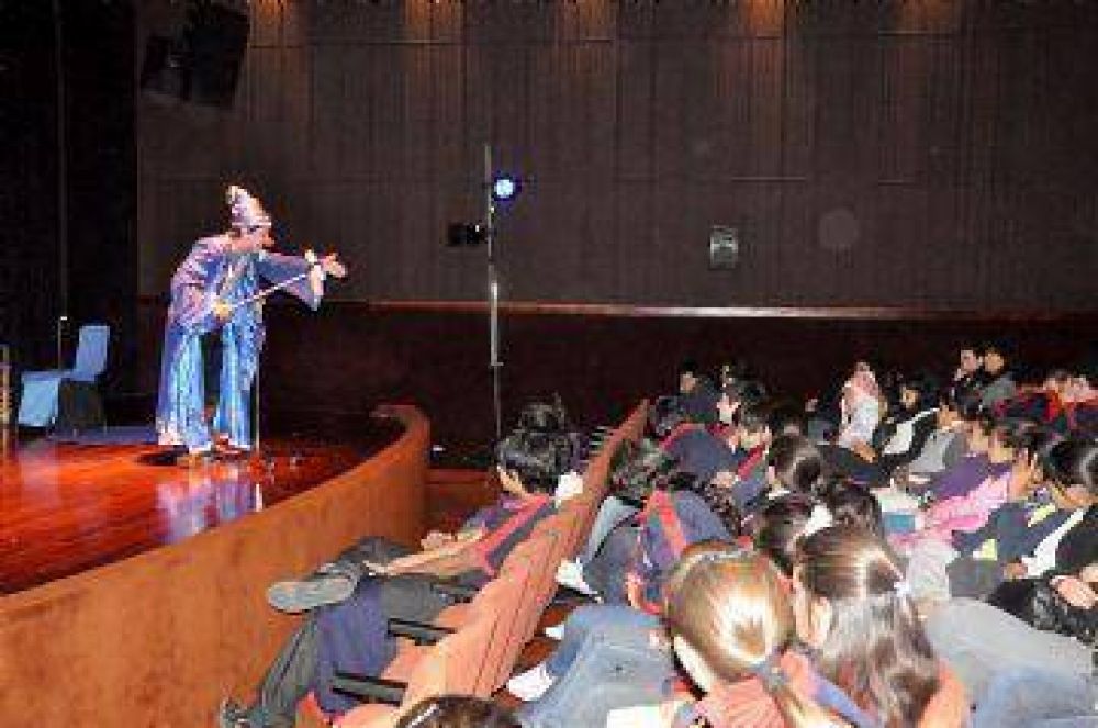 La Universidad de La Punta organiza una jornada sobre Teatro y Ciencia 