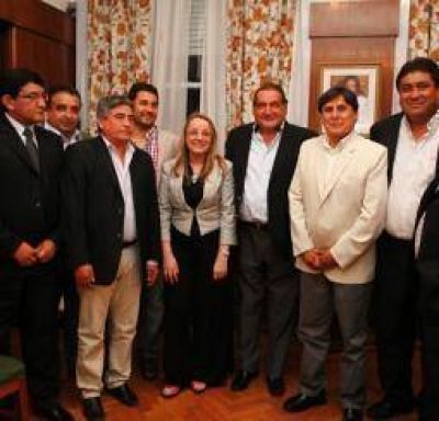 Intendentes bederistas solicitaron mayor respaldo a la Naci�n 