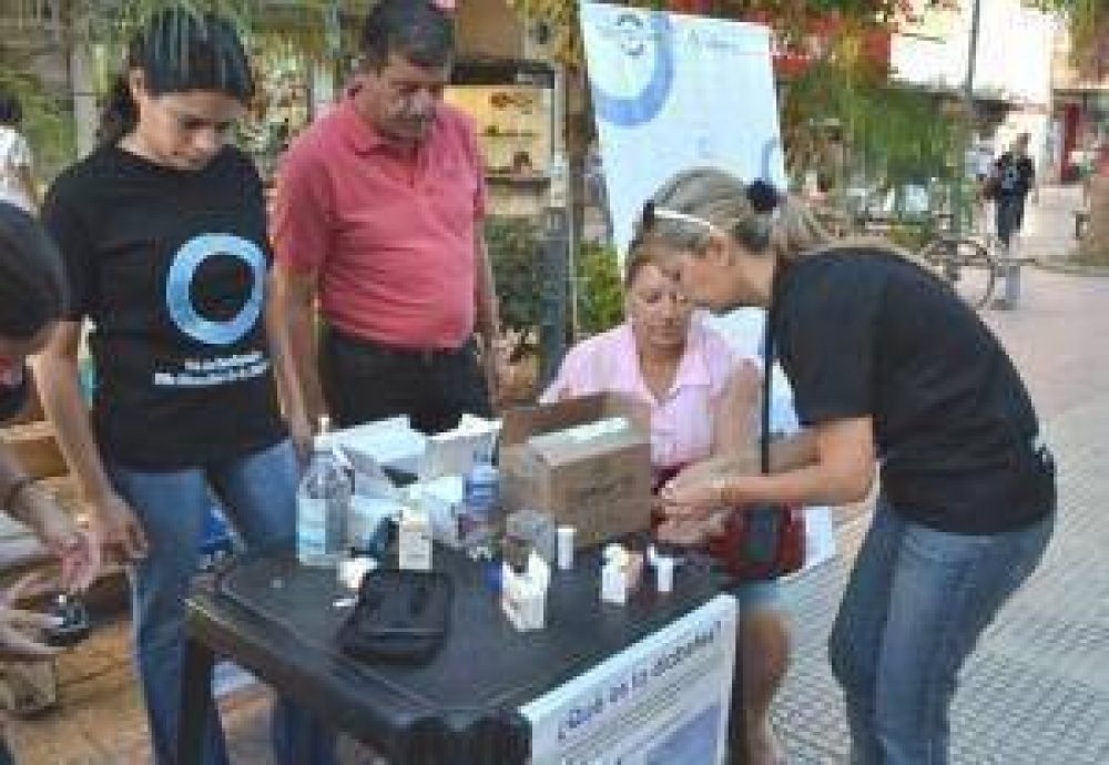 Personal del Servicio de Diabetes y Nutrici�n del Perrando realiz� una jornada de concienciaci�n