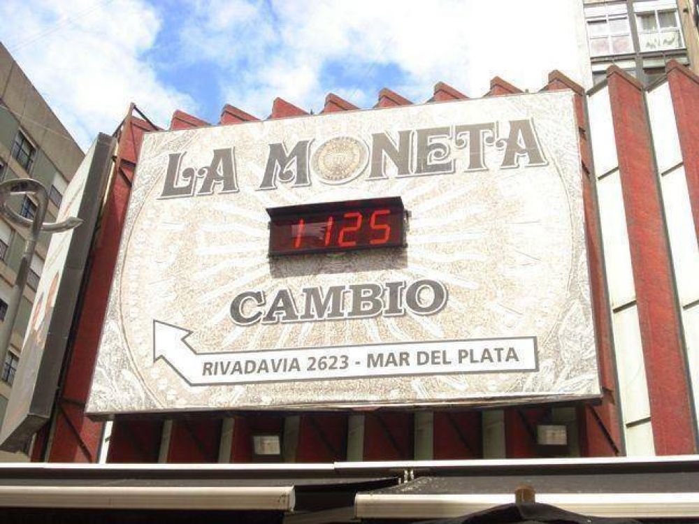La Moneta a�n se resiste a bajar el cartel de Peatonal y C�rdoba