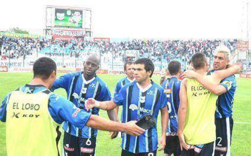 Gimnasia y Esgrima de Jujuy  G�mez defini� todo 