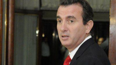 P�rez, con apuro 
