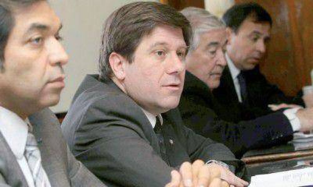 Presupuesto 2013: la UCR se prepara para combatir con el PJ por el d�ficit 