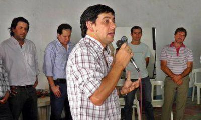 Rehenes del clientelismo: tienen que militar por Losada para obtener un plan