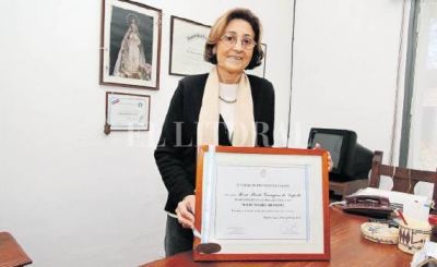 Diputados reconocieron a una nicole�a como Mayor Notable Argentina