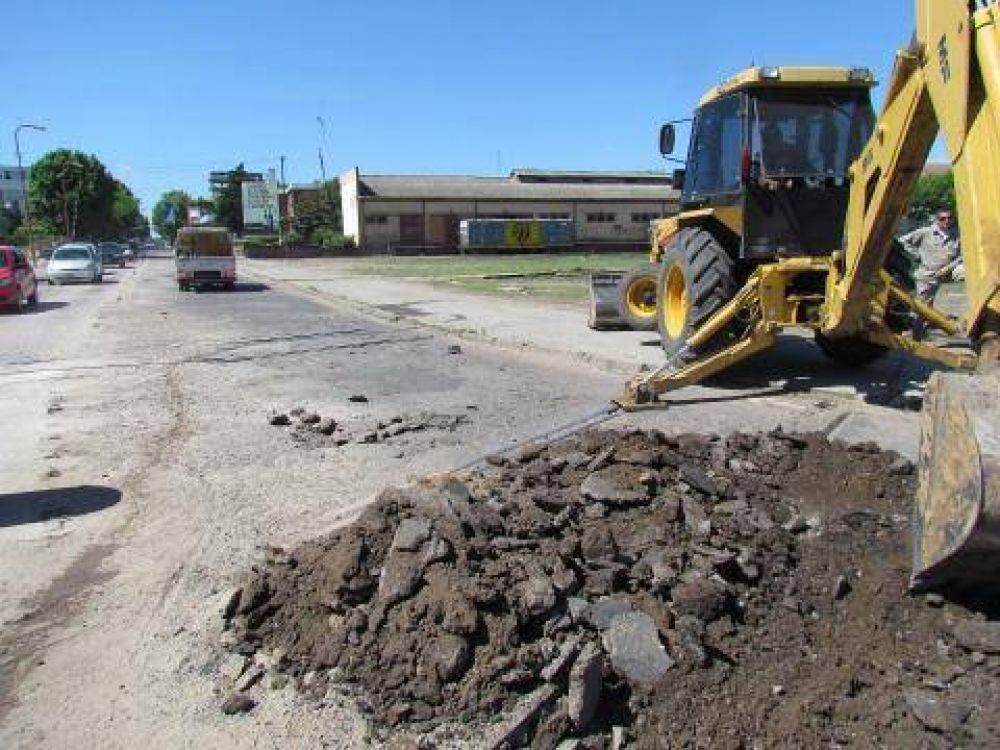 Siguen los trabajos en el paso a nivel de avenida Rivadavia