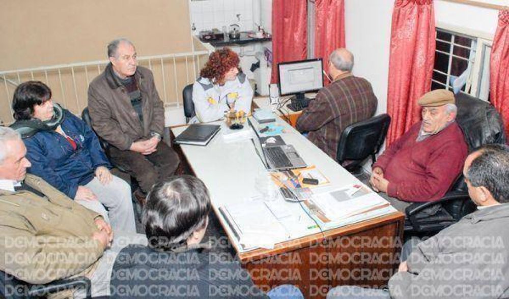 Foros afirman que �se rompi� la cadena de mando� y piden relevo de comisarios