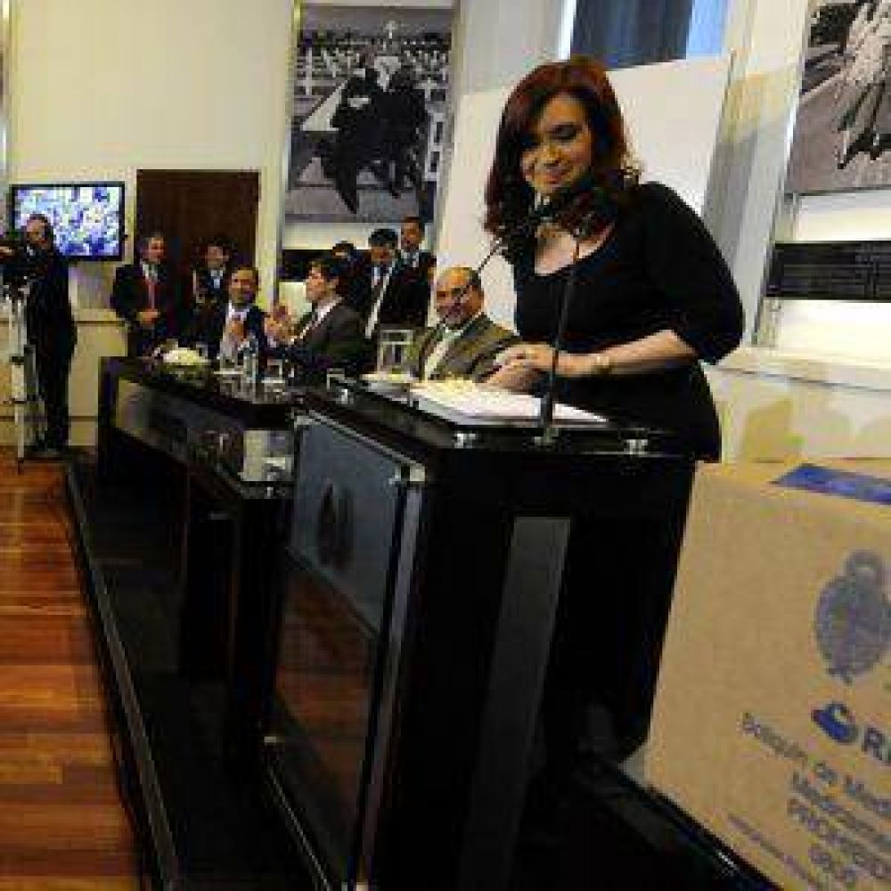Eximir�n de Ganancias al medio aguinaldo