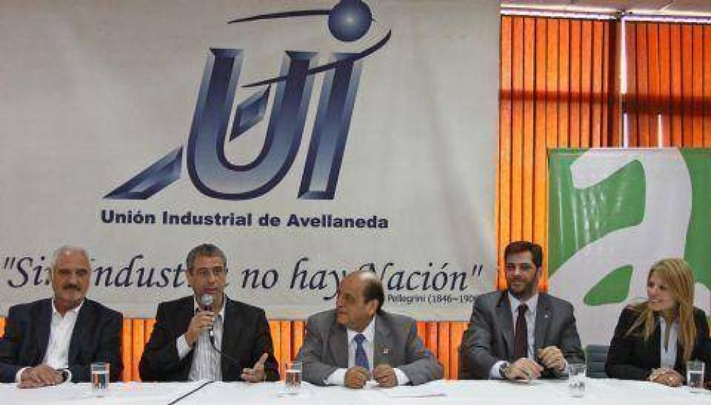 Ferraresi y Mussi lanzaron el Programa Federal de Producci�n m�s Limpia