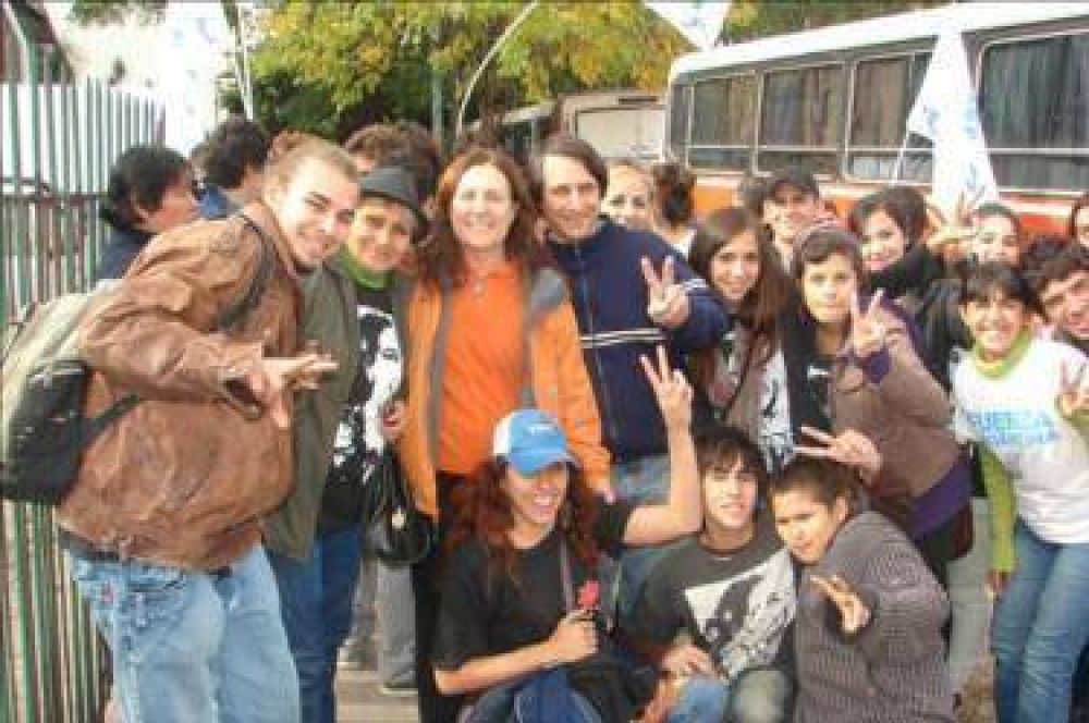 Jornada de la ampliaci�n del derecho al voto para j�venes de 16 a�os