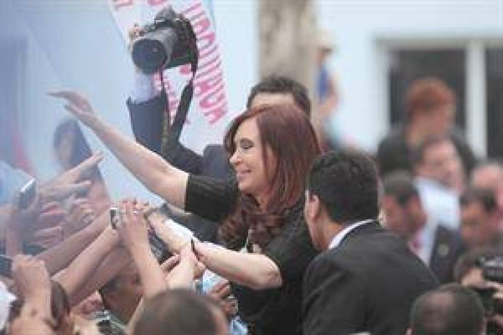 Cristina Kirchner elogi� a "la poderosa clase media" del pa�s