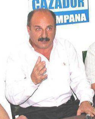 �Si Barreca tiene �tica deber�a renunciar a su banca�, reclam� Cazador