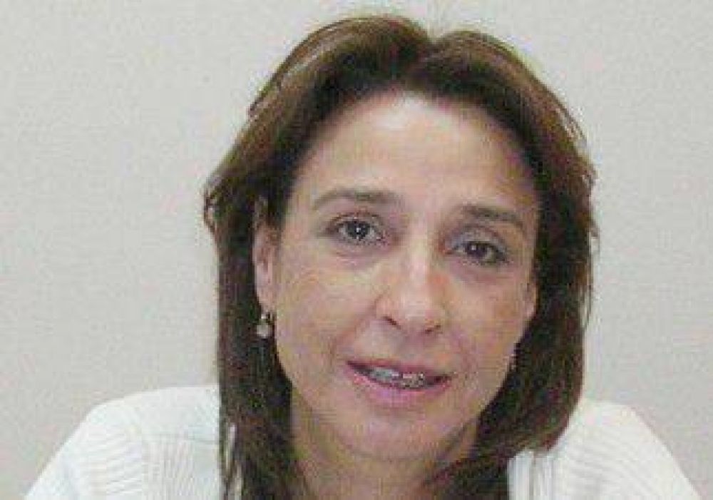 Diputados piden que se garanticen d�as de clases 