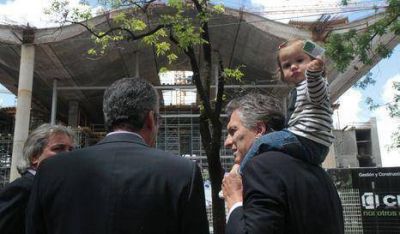 Macri supervis� la nueva sede del Banco Ciudad