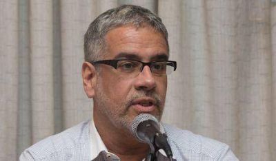 "La derecha no puede decir lo que quiere hacer"