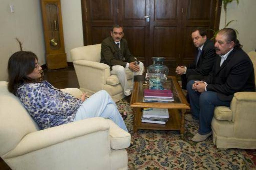 La Gobernadora recibi� al Alcalde de Copiap�