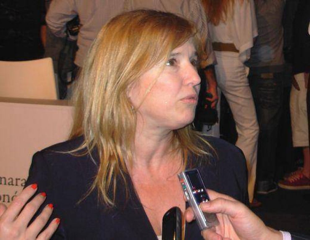 Cristina �lvarez Rodr�guez: �Katopodis est� transformando la realidad de este distrito�