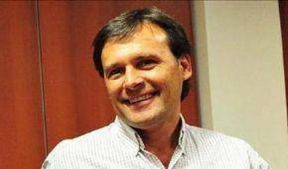 Mac Karthy, Un Vicegobernador Empujado A La Periferia