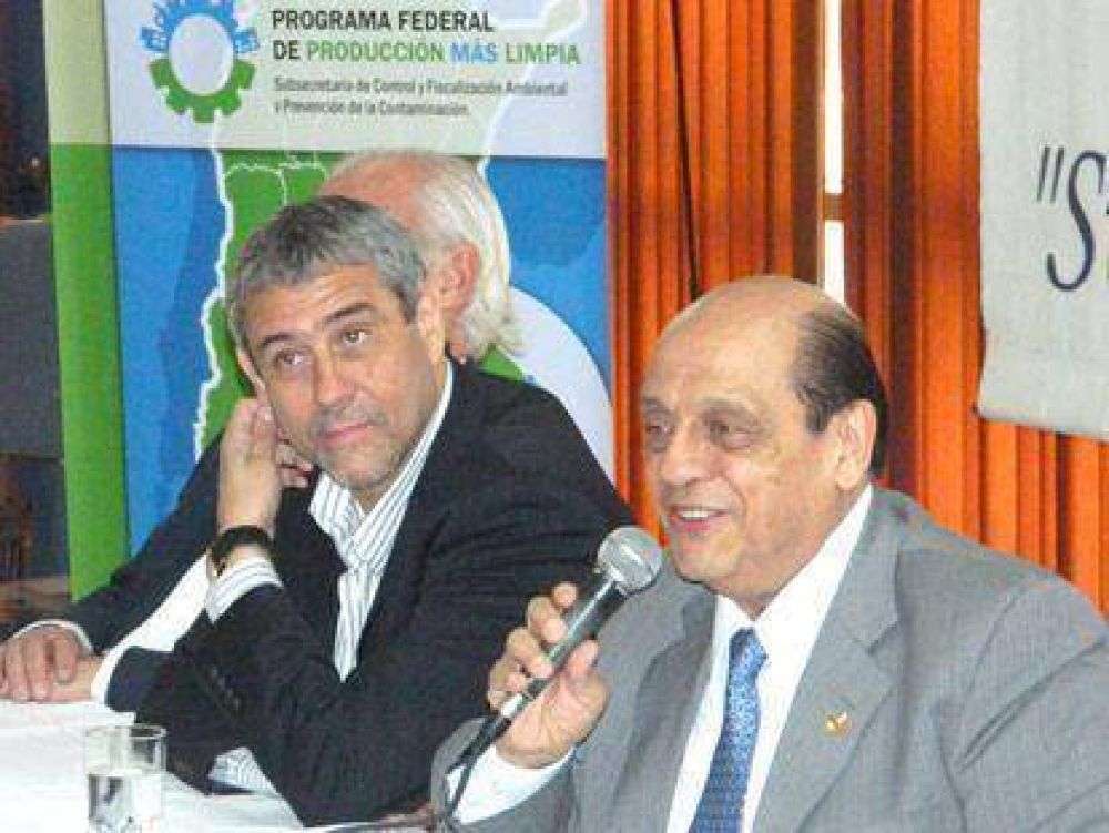 Mussi present� el �Programa Federal de Producci�n m�s Limpia� en Avellaneda