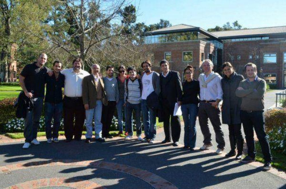 Tres piquenses en la final de Emprendedores �Naves 2012� en la categor�a �Idea de negocio�