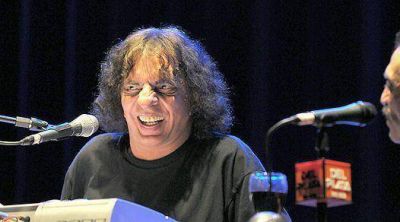 Alejandro Dolina volvi� a hacer re�r a los lomenses