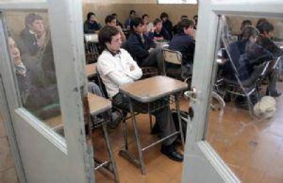 S�lo 15% de los chicos ir�n a la secundaria p�blica elegida 