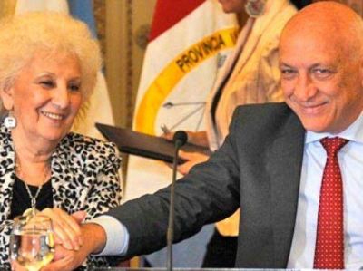 Abuelas y provincia firmaron un convenio de cooperaci�n
