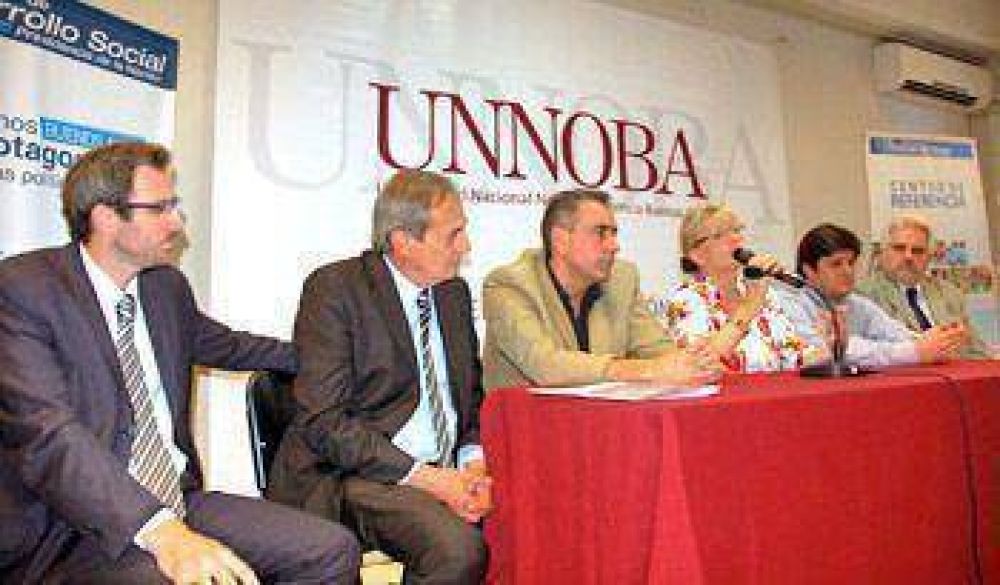 Realizaron ayer en Pergamino el Primer Foro de Salud Mental