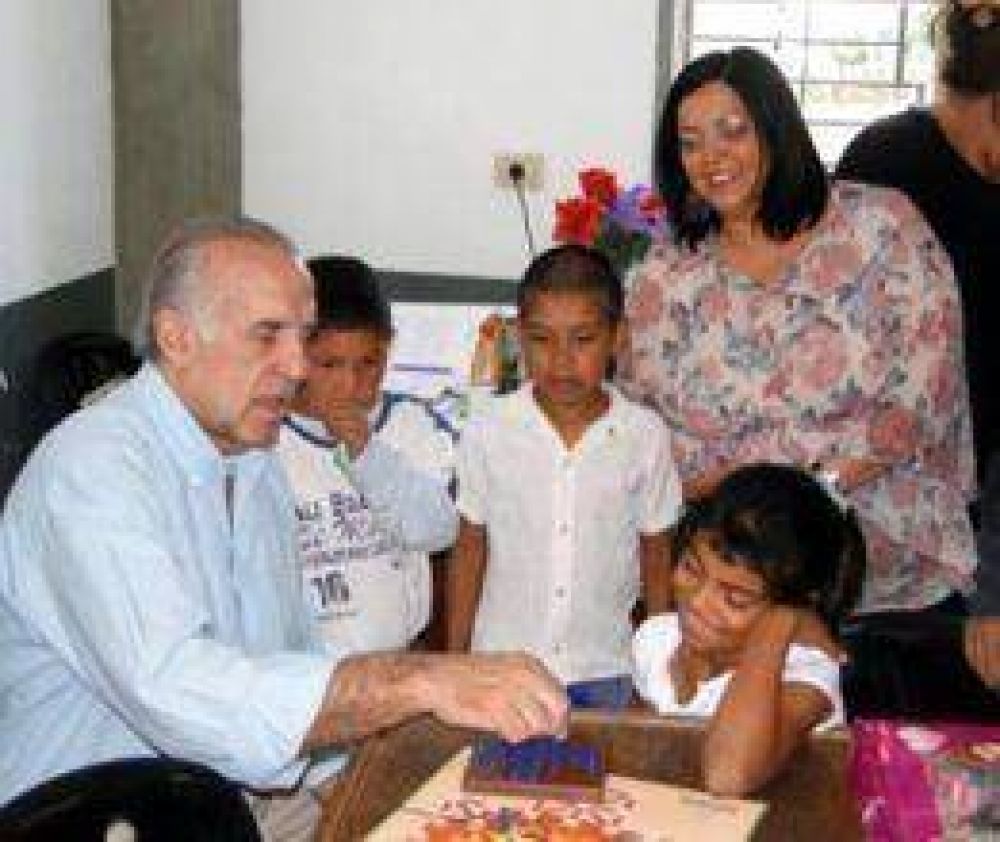 Passaglia en el comedor de barrio Lares  