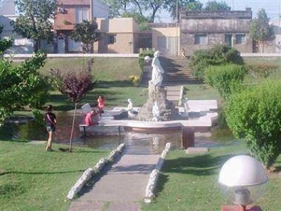 Otra vez, agua en la Placita Honda