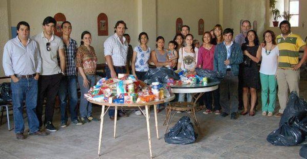 M�s de 5000 kilos de alimentos para el Barrio Marchetti