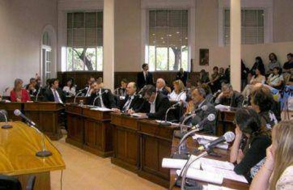 El FpV, en Bah�a Blanca, cuida a Breitenstein