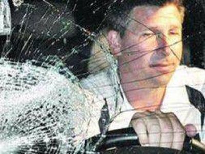 Denuncian ola de parabrisas destrozados por piedras en Autopista Buenos Aires- La Plata